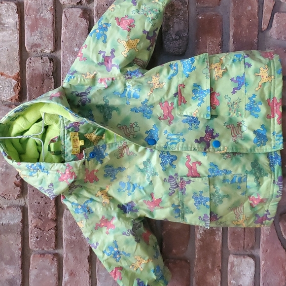 Pluie Pluie Frog Print Raincoat. Size 1/2 - Picture 2 of 4